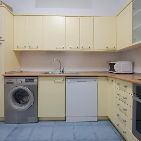 Ideal Y Acogedor Bengoetxea En Pleno Centro De Donostia - *