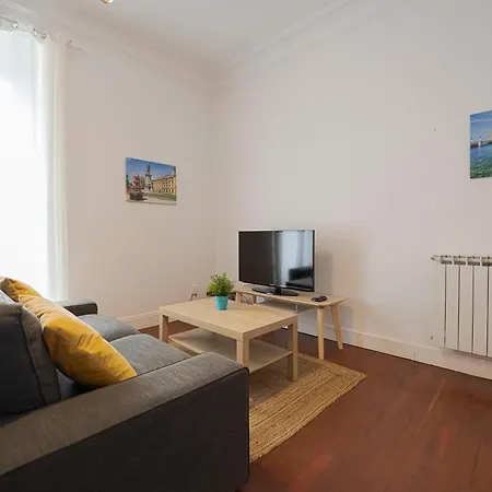 Ideal Y Acogedor Bengoetxea En Pleno Centro De Donostia - *